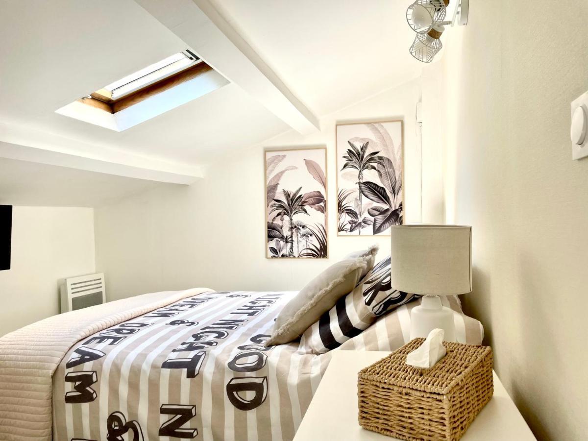 Magnifique T2 Duplex Secteur Gare/Theatre Apartment Сет Екстериор снимка