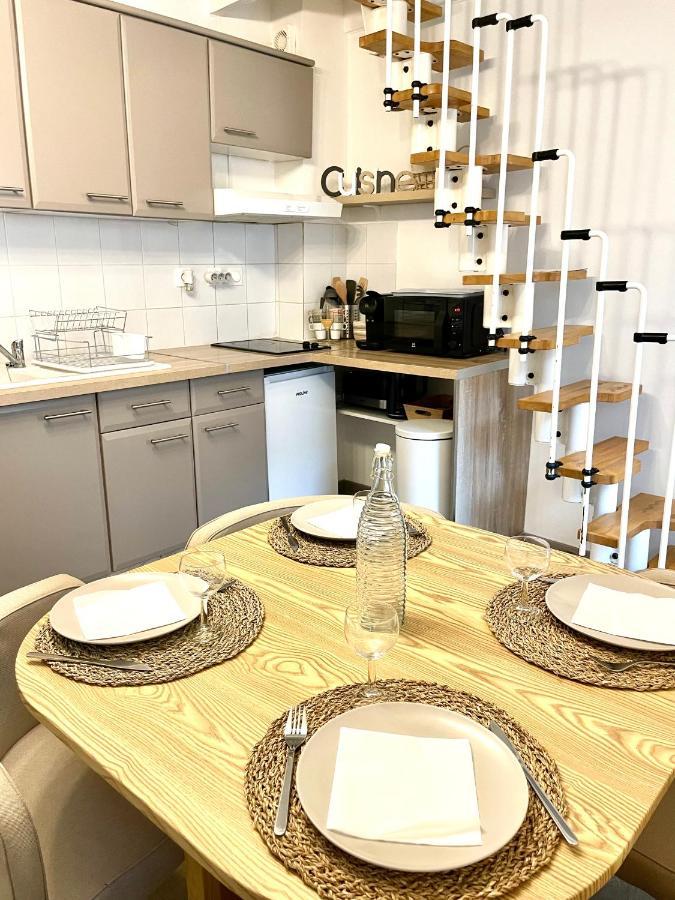 Magnifique T2 Duplex Secteur Gare/Theatre Apartment Сет Екстериор снимка