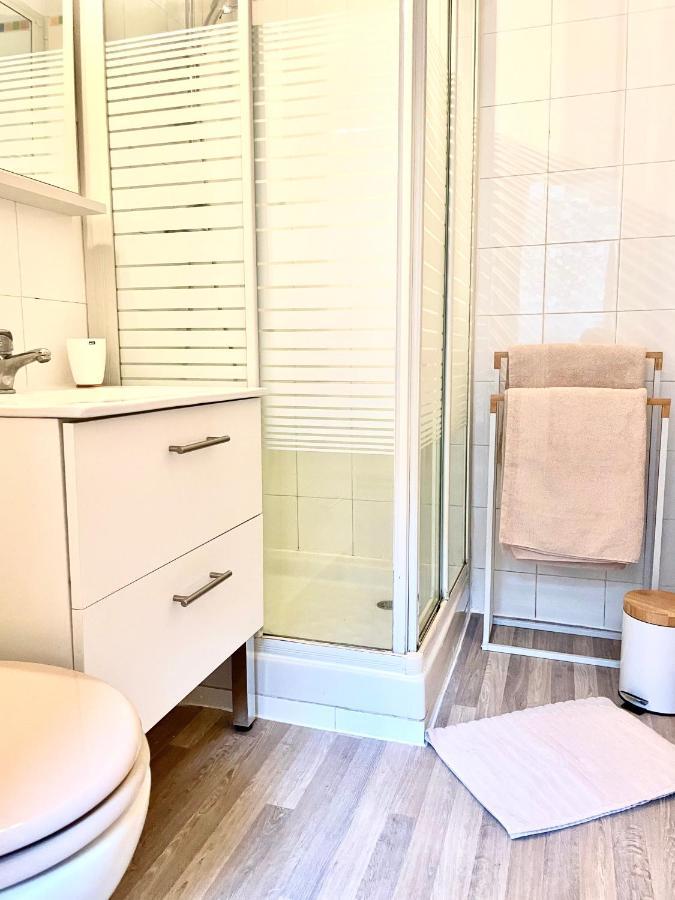 Magnifique T2 Duplex Secteur Gare/Theatre Apartment Сет Екстериор снимка